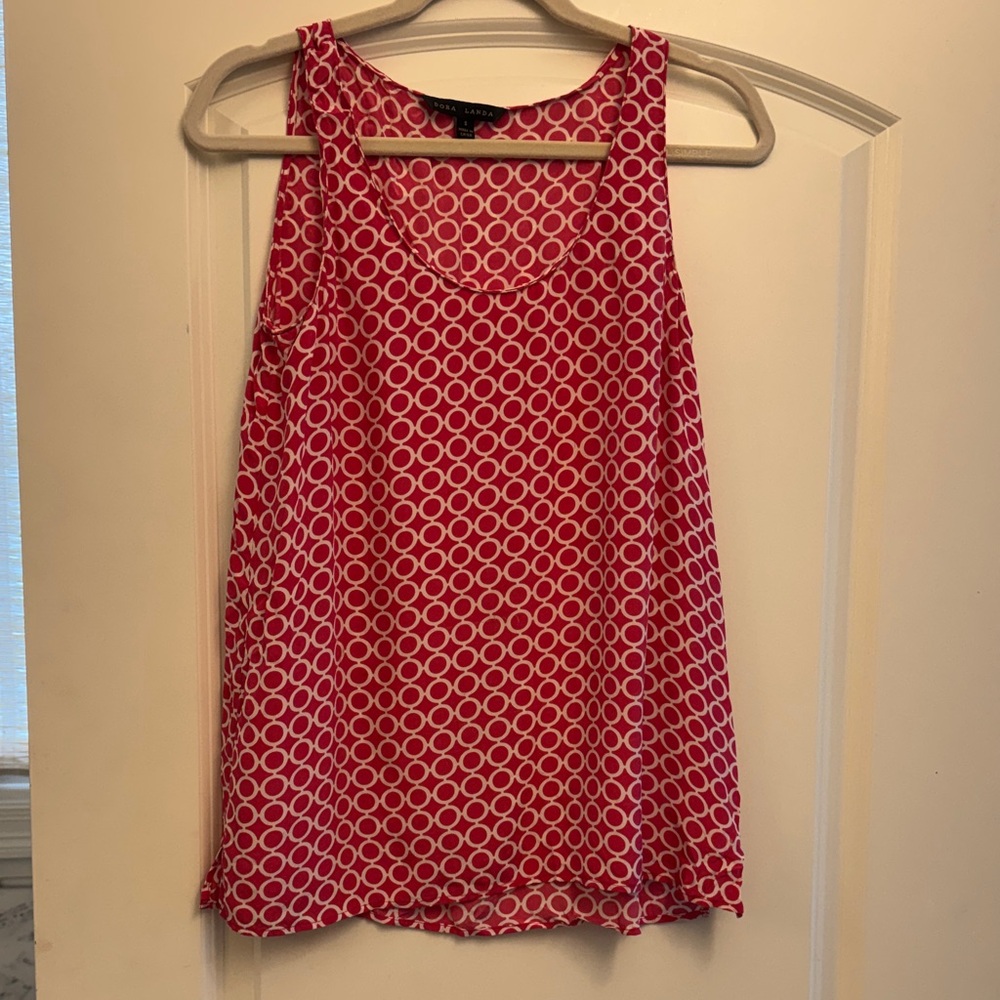 Lush Sleeveless Tank in Coral Pink Ring Print